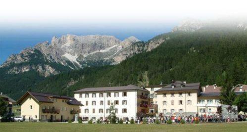 Soggiorno Dolomiti マッツィン エクステリア 写真